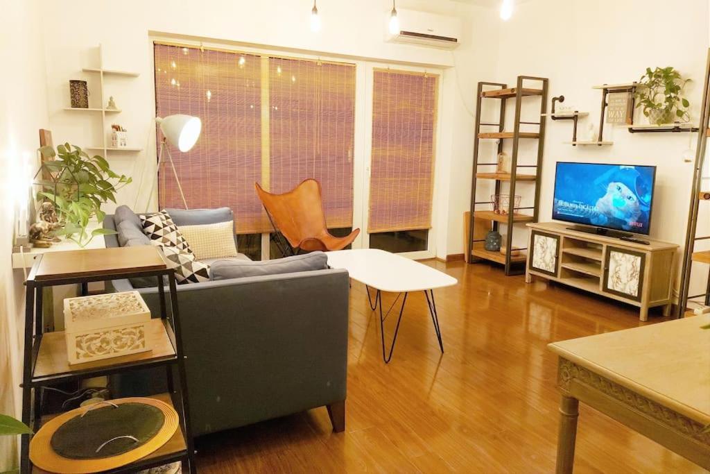 Cosy Boutique 61 Sqm Apartment - Private Parking - Ten Blocks Residence Bukarest Exterior foto