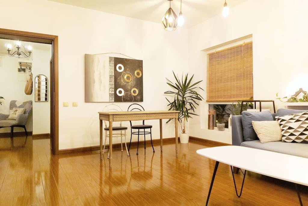 Cosy Boutique 61 Sqm Apartment - Private Parking - Ten Blocks Residence Bukarest Exterior foto